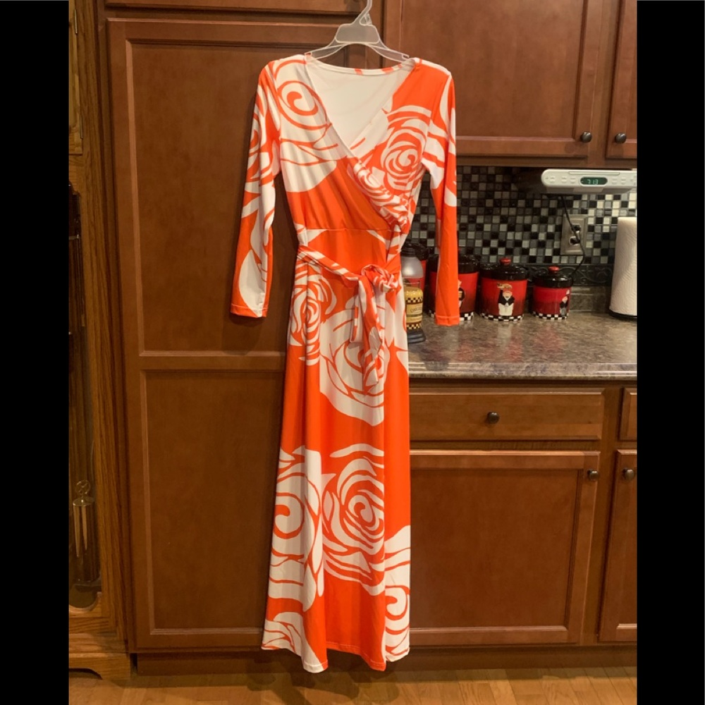 Small SheKiss Casual V-Neck Floral Print Long Maxi Dress